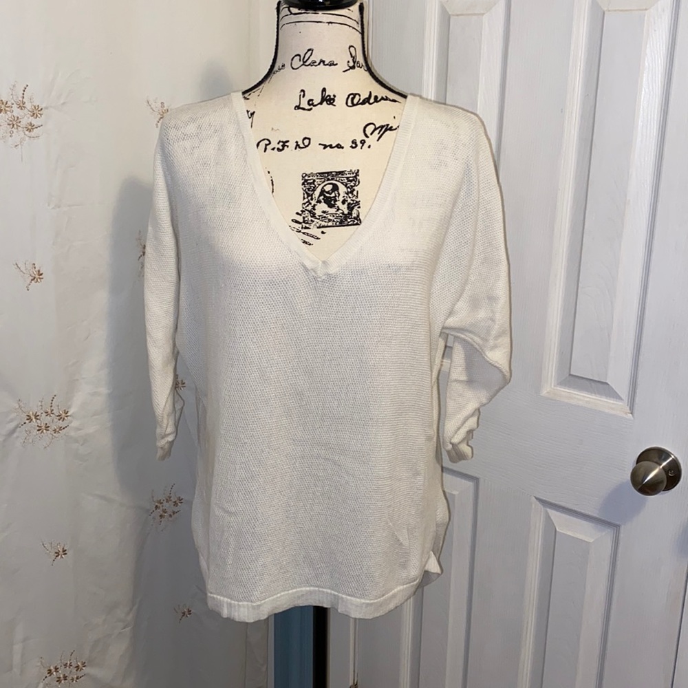V- neck 3/4 light weight high lo sweater